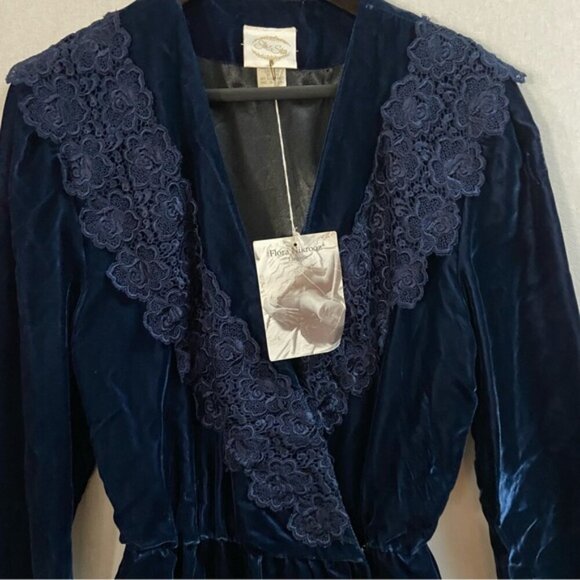 NWT Vintage Flora N. Krooz Lingere Velvet Embroider Lace House coat robe Sz M - Picture 11 of 15